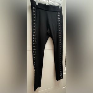 GUESS Black Leggings With Hooks On Sides